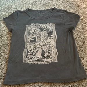 Brandy Melville tshirt